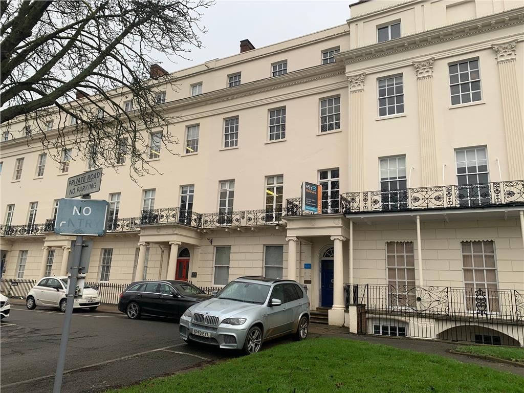 Office to let in Second Floor, 27 Waterloo Place, Waterloo Place, Leamington Spa CV32, £10,000 pa