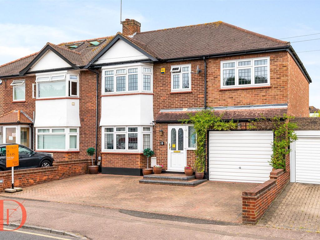 5 bed semi-detached house for sale in Rous Road, Buckhurst Hill IG9, £820,000