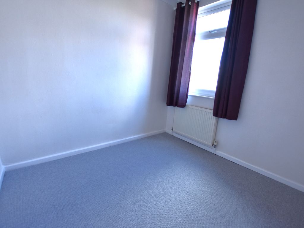 2 bed end terrace house to rent in Dillington Road, Barnsley S70, £695 pcm