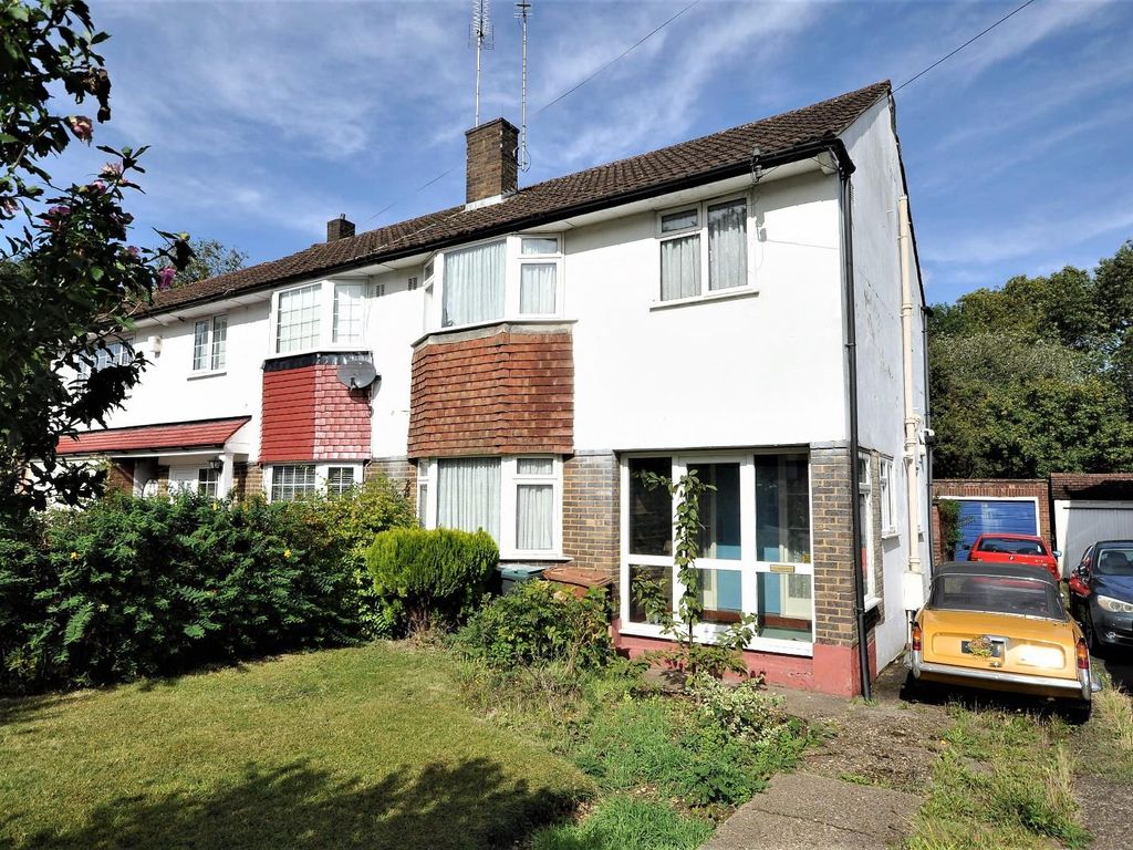 3 bed semi-detached house for sale in Coates Way, Watford WD25, £460,000