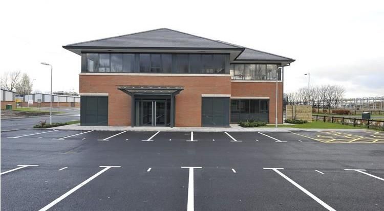 Office to let in Earls Court, Earls Gate Business Park, Earls Road, Grangemouth FK3, £12,730 pa