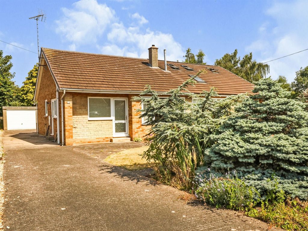 2 bed semi-detached bungalow for sale in Walnut Avenue, Shireoaks, Worksop S81, £180,000