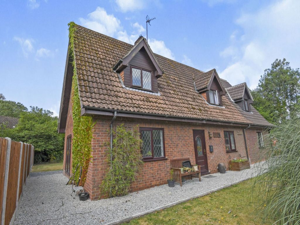 4 bed detached house for sale in Thorpe Road, Tattershall Thorpe LN4, £450,000