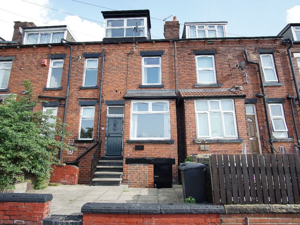 2 bed terraced house to rent in Everleigh Street, Leeds LS9, £875 pcm