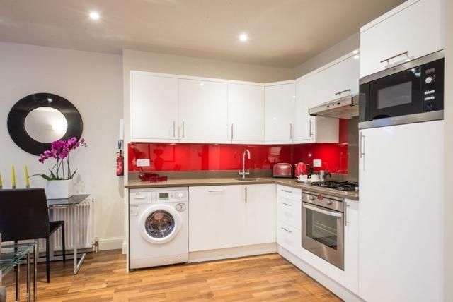 1 bed flat to rent in Ladbroke Grove, London W11, £4,200 pcm