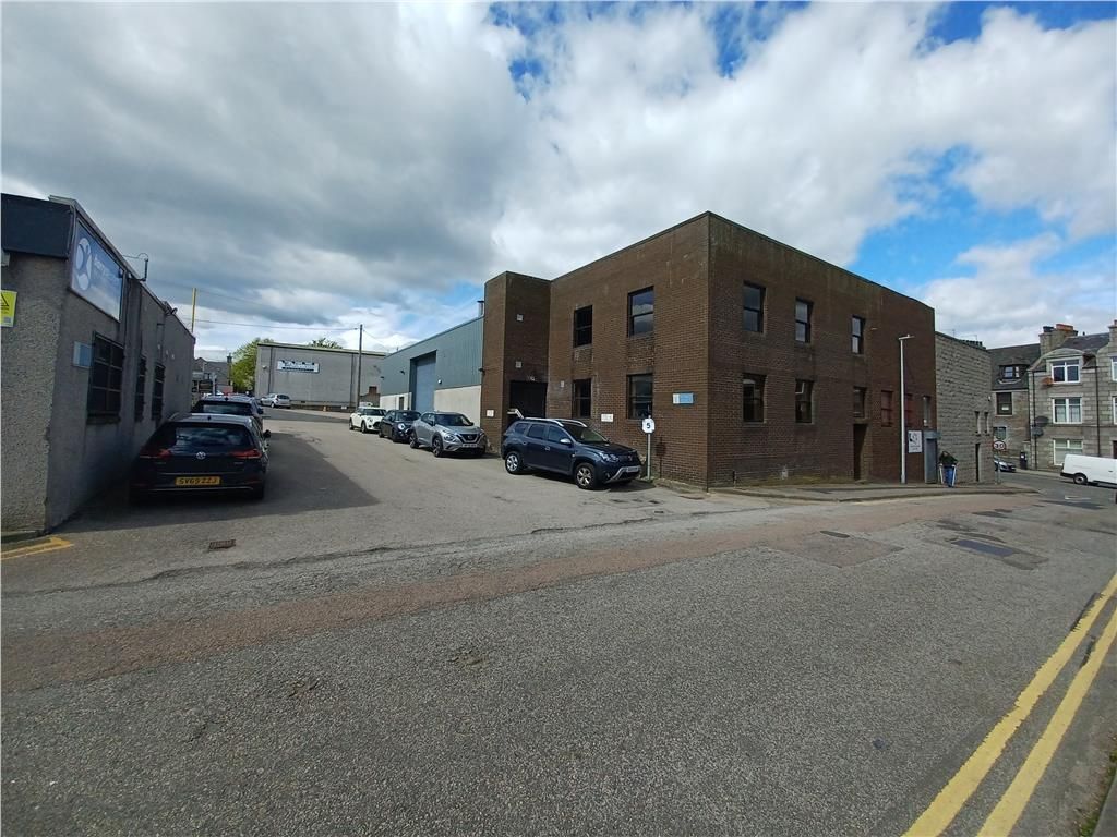 Industrial to let in 49 Ann Street, Aberdeen, Scotland AB25, £32,000 pa