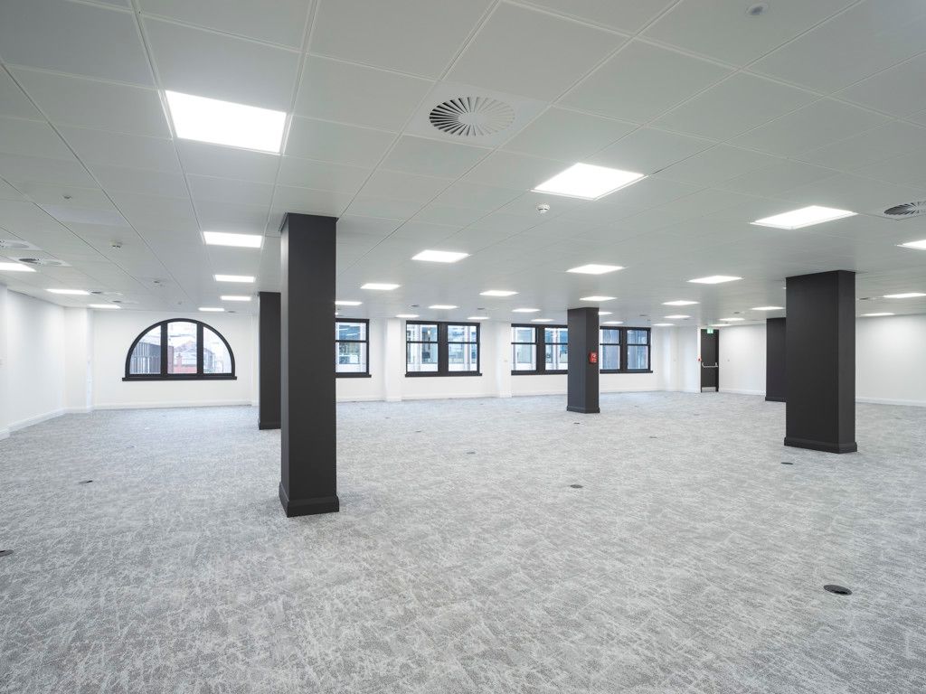 Office to let in 8 Nelson Mandela Place, Glasgow G2, £77,780 pa