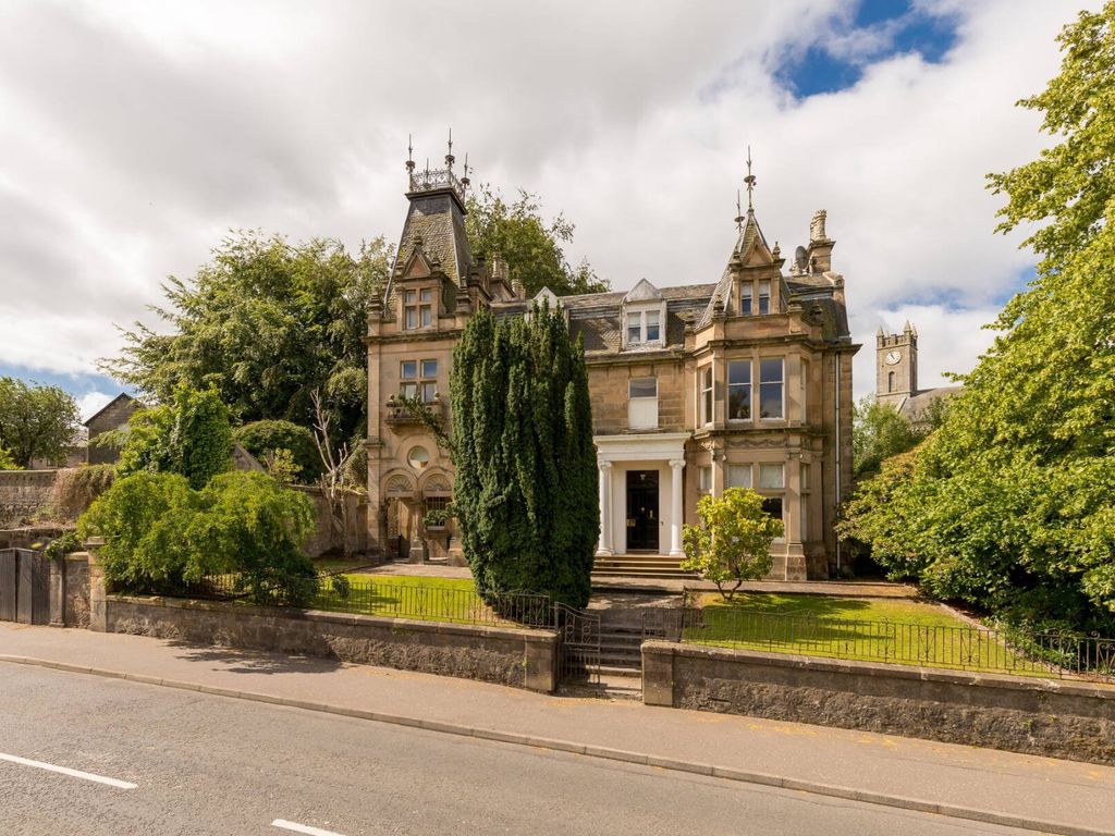 8 bed detached house for sale in New Road, Bannockburn, Stirling, Stirlingshire FK7, £775,000