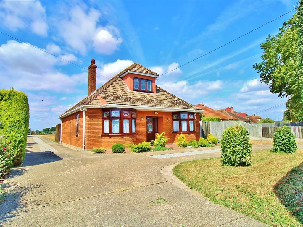 3 bed property for sale in Main Road, Great Holland, Frinton-On-Sea CO13, £535,000