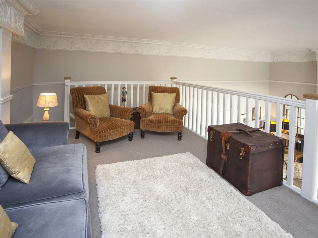 2 bed flat for sale in Argyle Street, Bath BA2, £775,000
