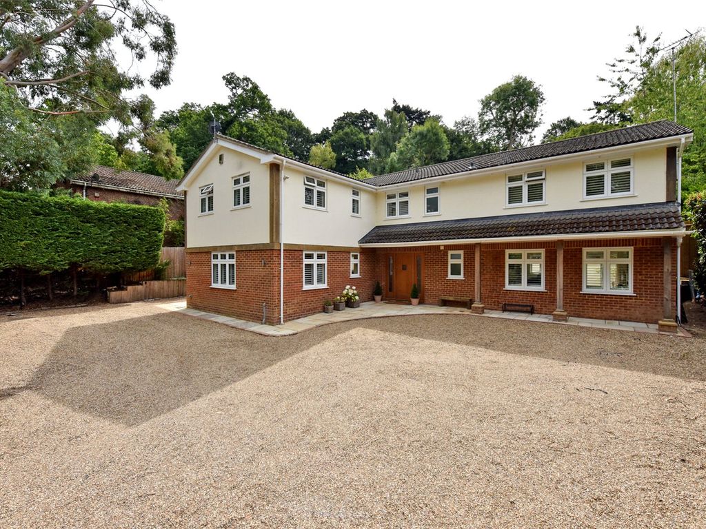 6 bed detached house to rent in St Leonards Hill, Windsor, Berkshire SL4, £5,750 pcm