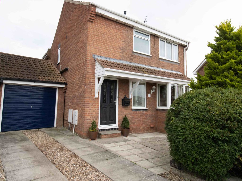 3 bed detached house for sale in Thorn Tree Avenue, Filey YO14, £282,000