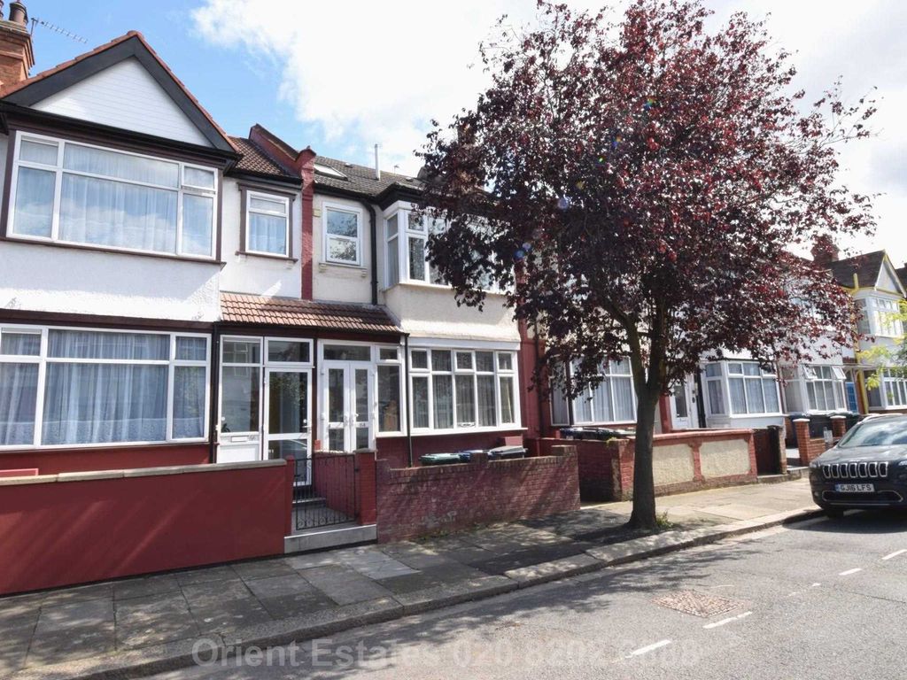 4 bed terraced house for sale in Dartmouth Road, Hendon NW4, £709,000