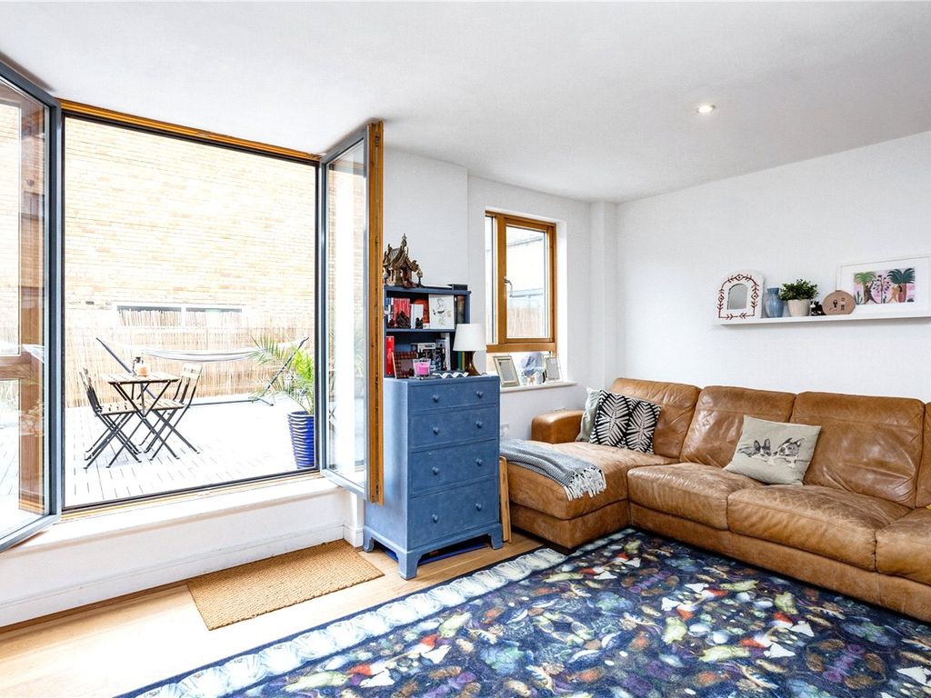 2 bed flat for sale in Eastern House, Wolverley Street, London E2, £575,000