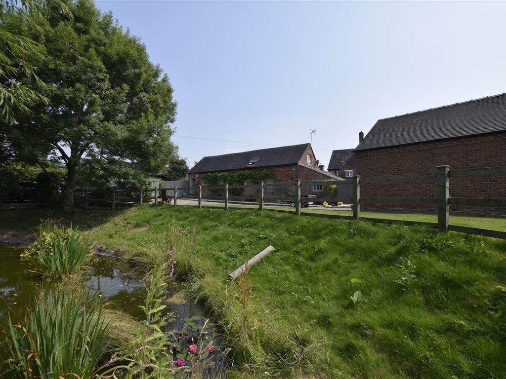 3 bed barn conversion to rent in Pond Cottage, Arleston House Farm, Arleston Lane, Arleston, Barrow-On-Trent, Derby, Derbyshire DE73, £1,275 pcm