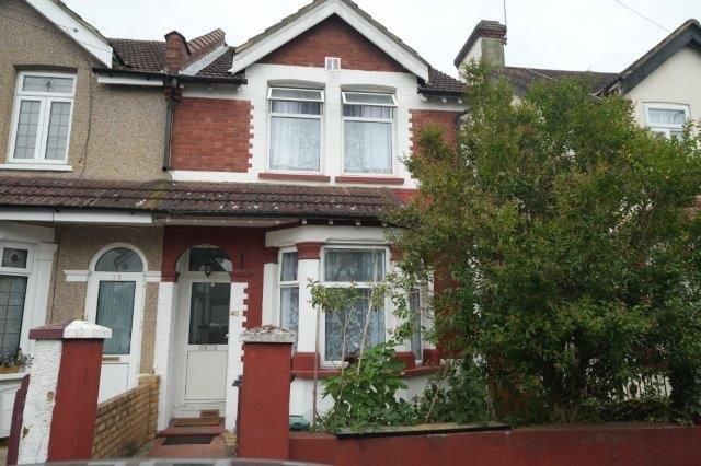 3 bed semi-detached house for sale in Albert Road, Hounslow TW3, £495,000