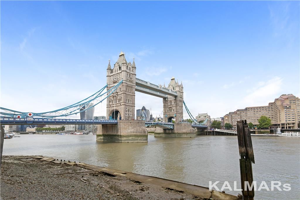 Office to let in Shad Thames, London SE1, £71,470 pa