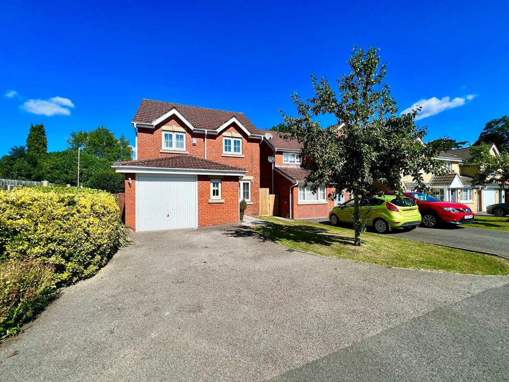 3 bed detached house for sale in Anthony Hill Court, Pentrebach, Merthyr Tydfil, Mid Glamorgan CF48, £250,000