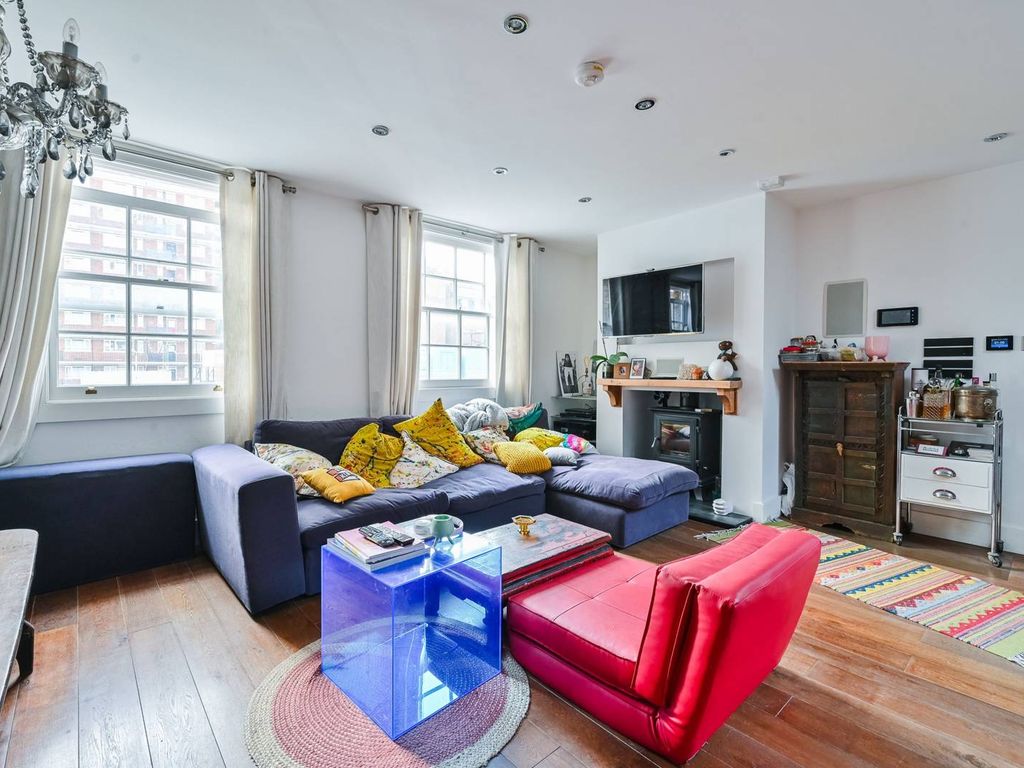 4 bed property for sale in Barbon Close, Bloomsbury, London WC1N, £1,500,000