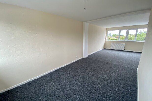 3 bed maisonette to rent in Broadway, Newcastle Upon Tyne NE20, £700 pcm
