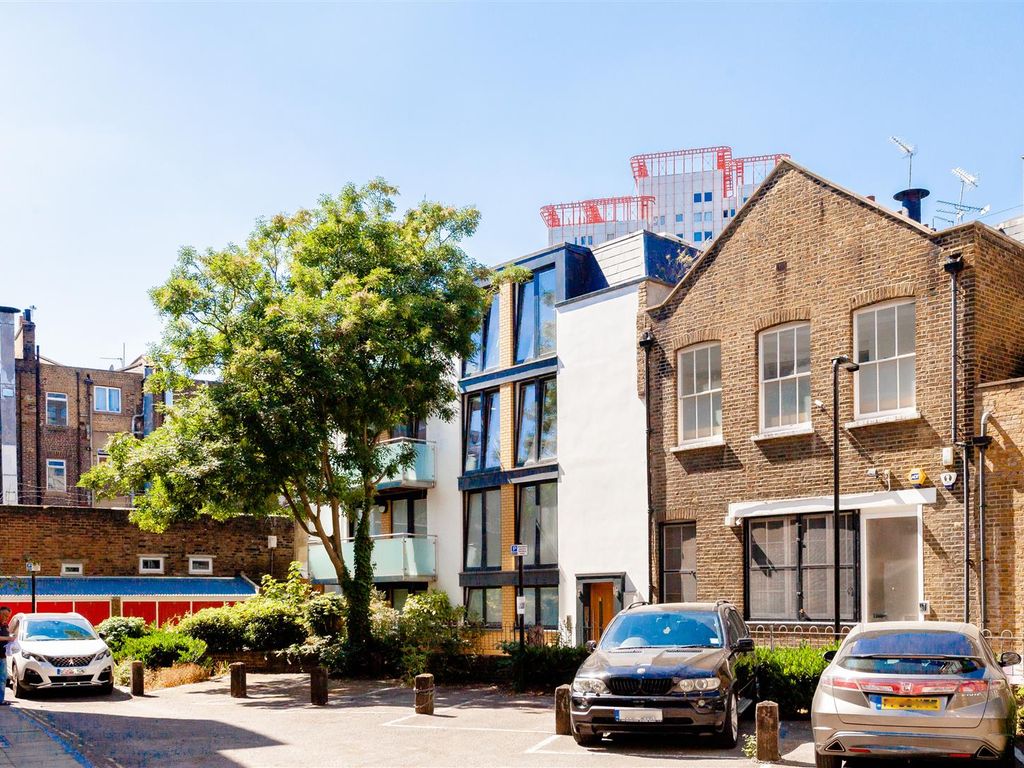 3 bed flat for sale in Hatton Row, London NW8, £900,000