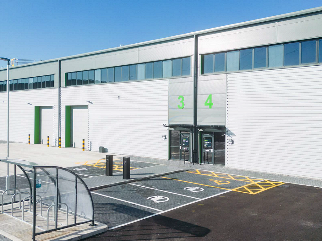 Industrial to let in Broadway Central, Lydia Becker Way, Broadway Green, Chadderton, Oldham OL9, Non quoting