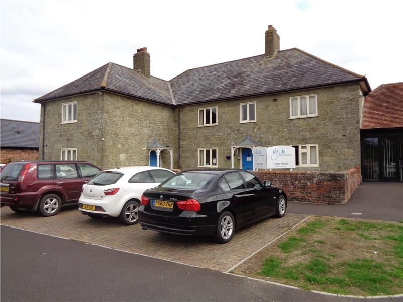 Office to let in Shaftesbury Road, Gillingham, Dorset SP8, £162,000 pa