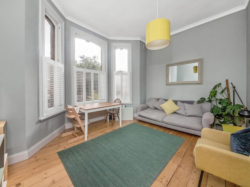 2 bed flat for sale in Anerley Park Road, Anerley, London SE20, £425,000