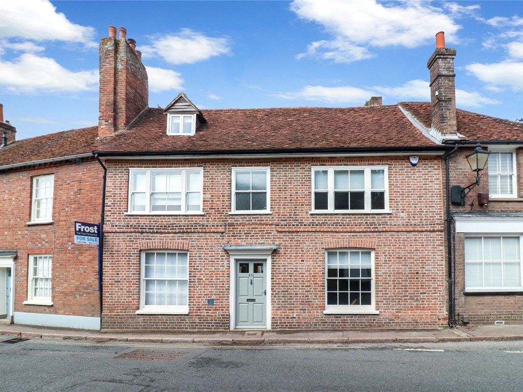 5 bed terraced house for sale in Church Street, Chesham, Buckinghamshire HP5, £1,000,000