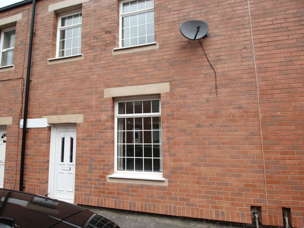 2 bed terraced house to rent in Poplar Street, Stanley, County Durham DH9, £490 pcm