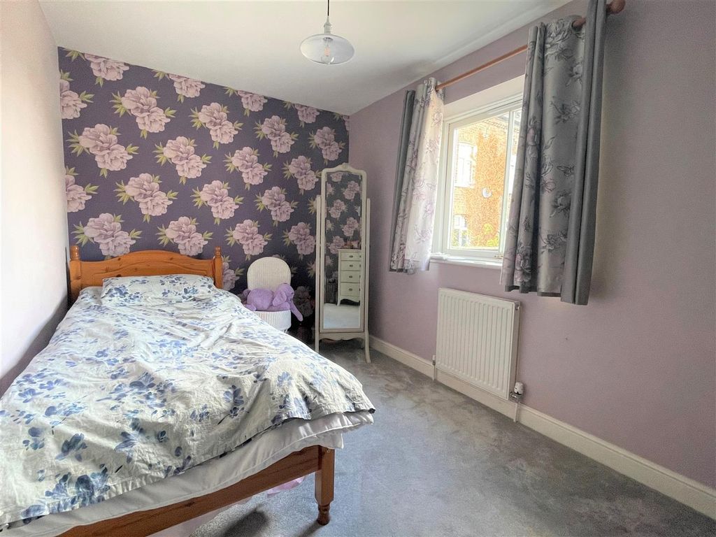 2 bed maisonette for sale in Front Street, Acomb, York YO24, £225,000