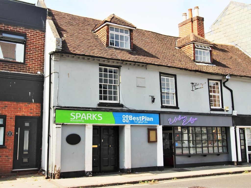 Property to rent in 8-10 East Street, Havant, Hants PO9, £900 pcm