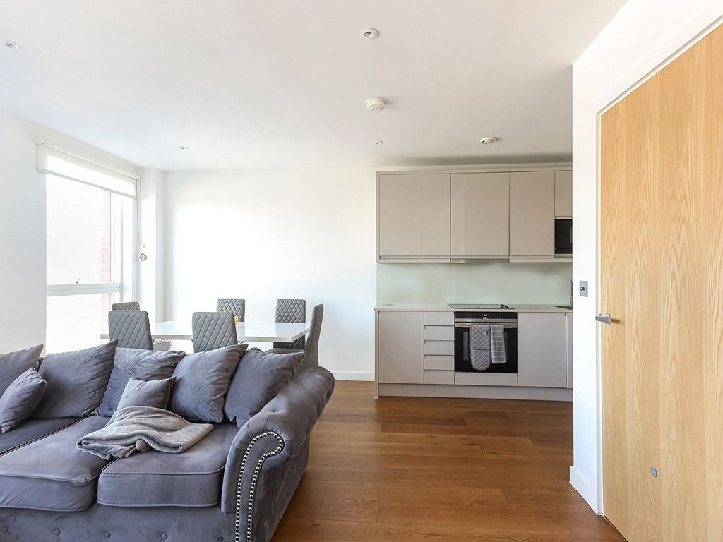 1 bed flat for sale in Lismore Boulevard, Colindale Gardens, Colindale NW9, £378,000