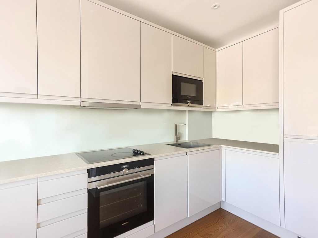 1 bed flat for sale in Lismore Boulevard, Colindale Gardens, Colindale NW9, £378,000