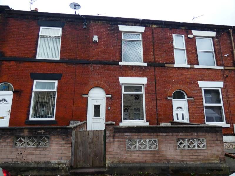 2 bed terraced house to rent in Denton Street, Bury BL9, £795 pcm