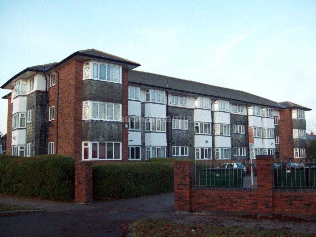 2 bed flat to rent in Gibbins Road, Selly Oak B29, £920 pcm