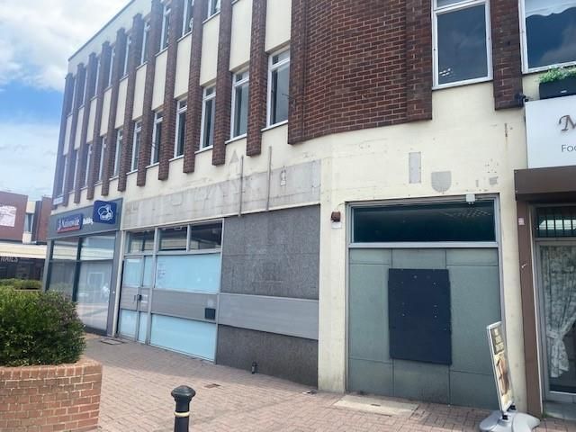 Retail premises to let in Unit, Former Bank, 4, High Street, Bedworth CV12, £17,000 pa
