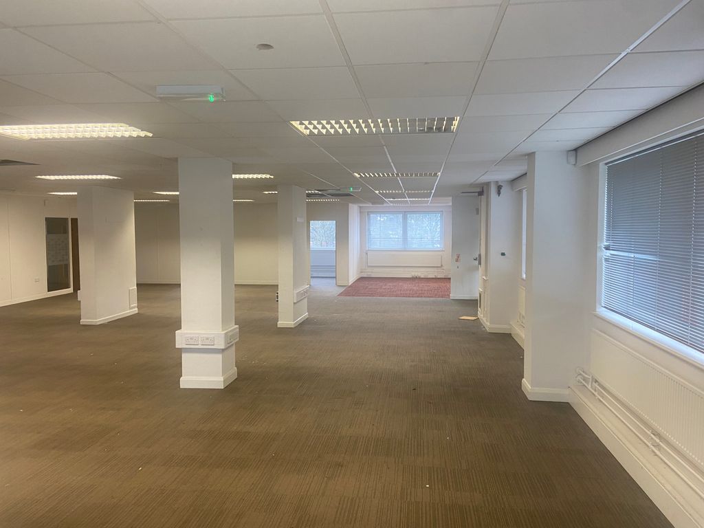 Office to let in Crown Buildings, The Mall, Ebbw Vale NP23, £35,000 pa