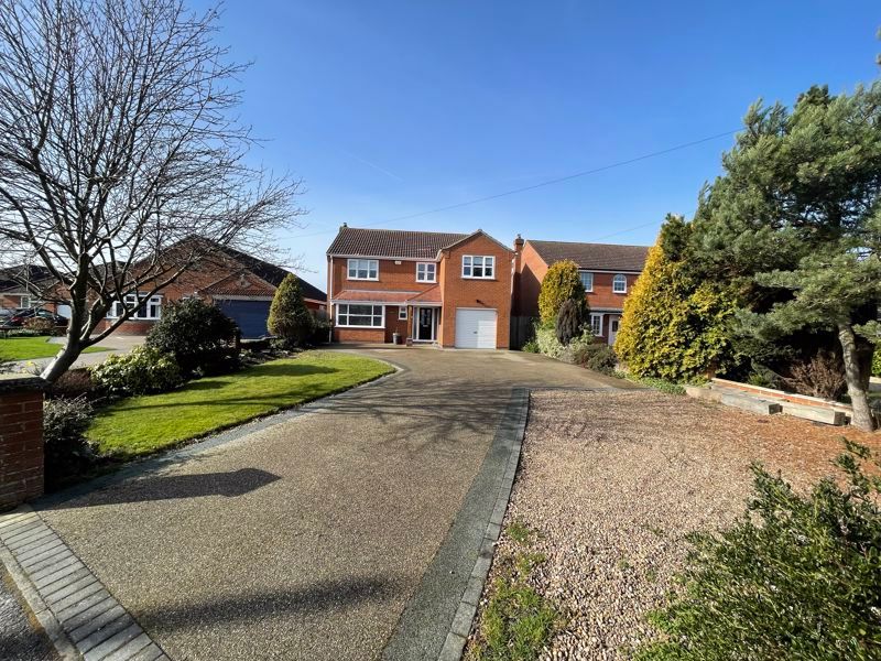 4 bed detached house for sale in Highfield Close, North Thoresby, Grimsby DN36, £395,000