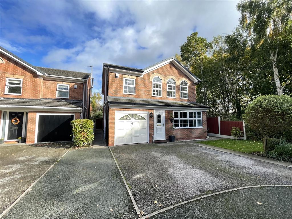4 bed detached house for sale in Mayfair Drive, Kingsmead, Northwich CW9, £465,000