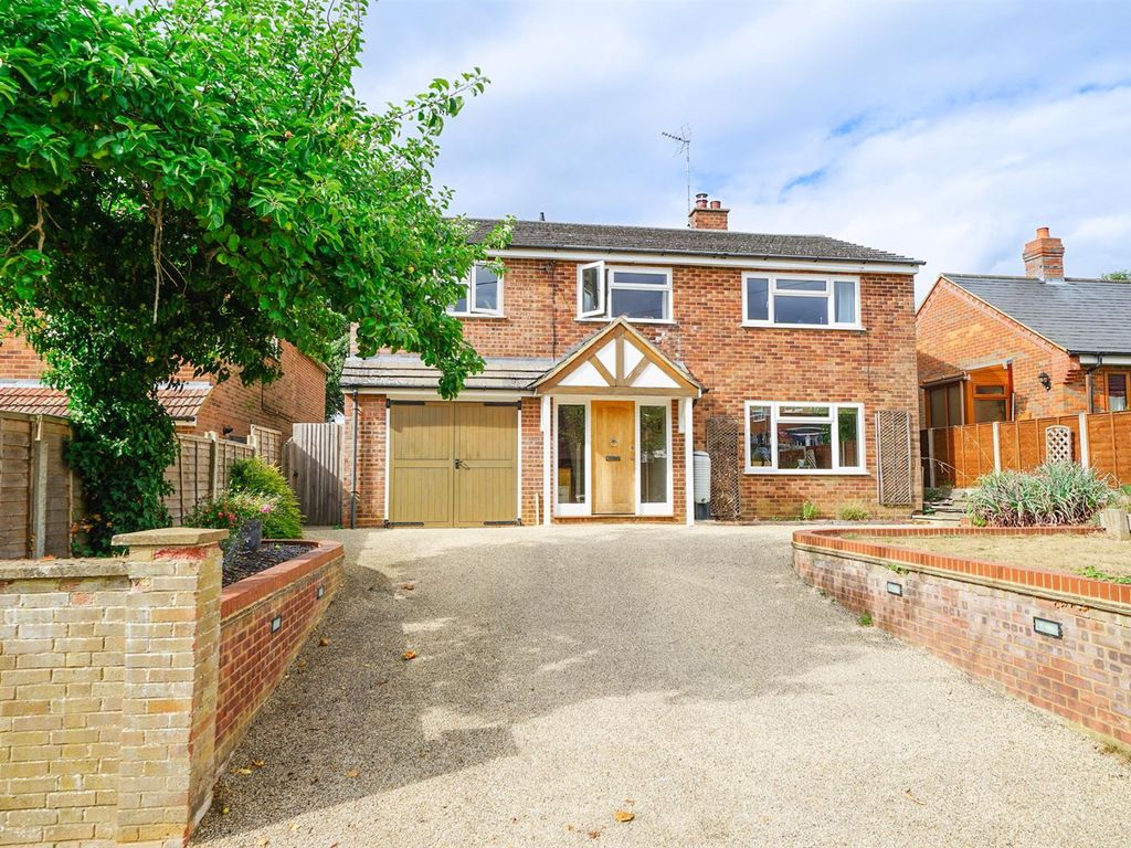 5 bed detached house for sale in Orchard Lane, Stewkley, Leighton Buzzard LU7, £600,000