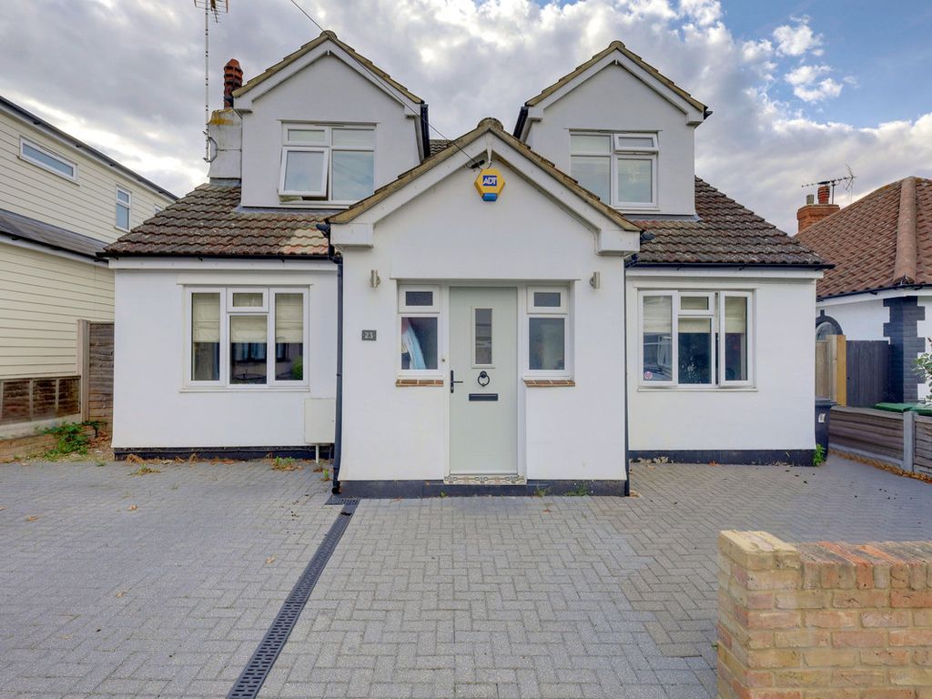 4 bed detached house for sale in Tankerville Drive, Leigh-On-Sea SS9, £650,000