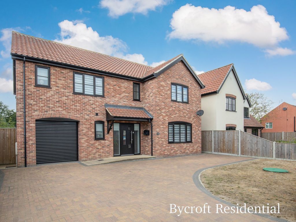 5 bed detached house for sale in Butt Lane, Burgh Castle, Great Yarmouth NR31, £550,000