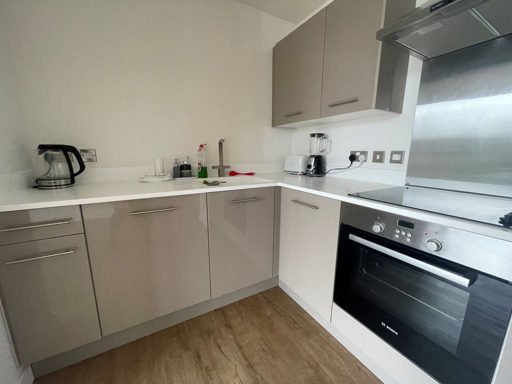 1 bed flat to rent in Sheepcote Street, Edgbaston, Birmingham B16, £1,250 pcm