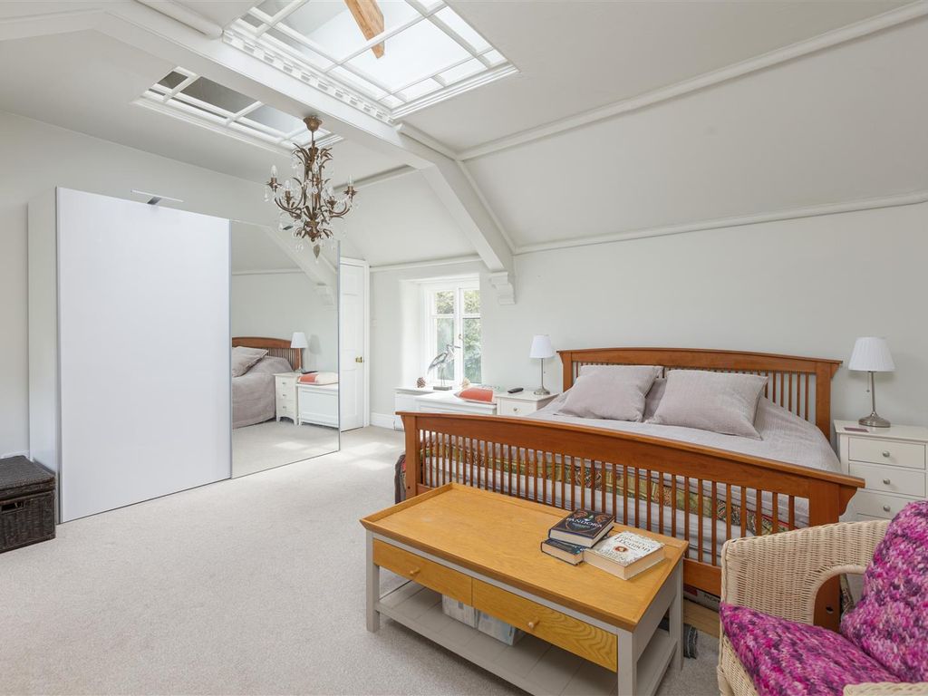 3 bed property for sale in Far Carus, Halton Road, Halton LA2, £650,000