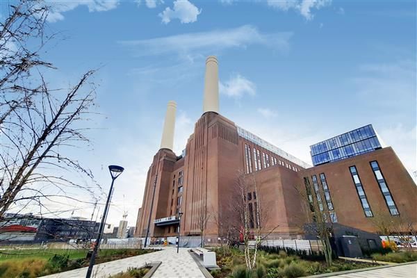 3 bed flat to rent in Switch House West, Battersea Power Station, Circus Rd West, Nine Elms, London SW11, £13,000 pcm