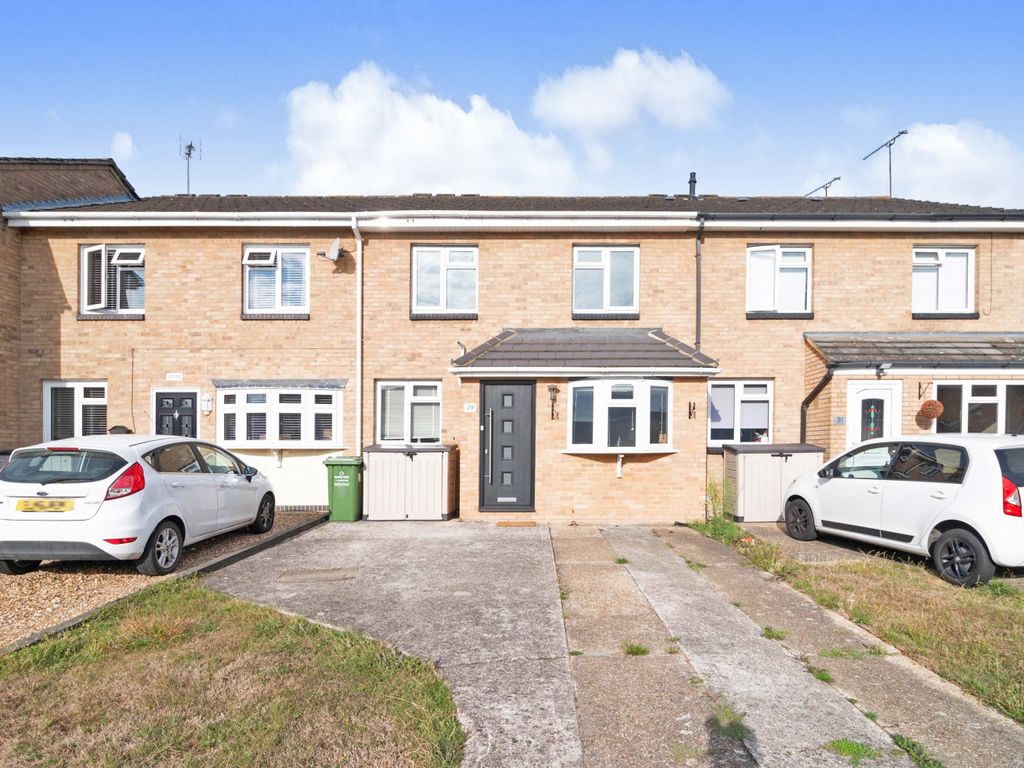 3 bed terraced house for sale in Chenies Drive, Basildon SS15, £375,000