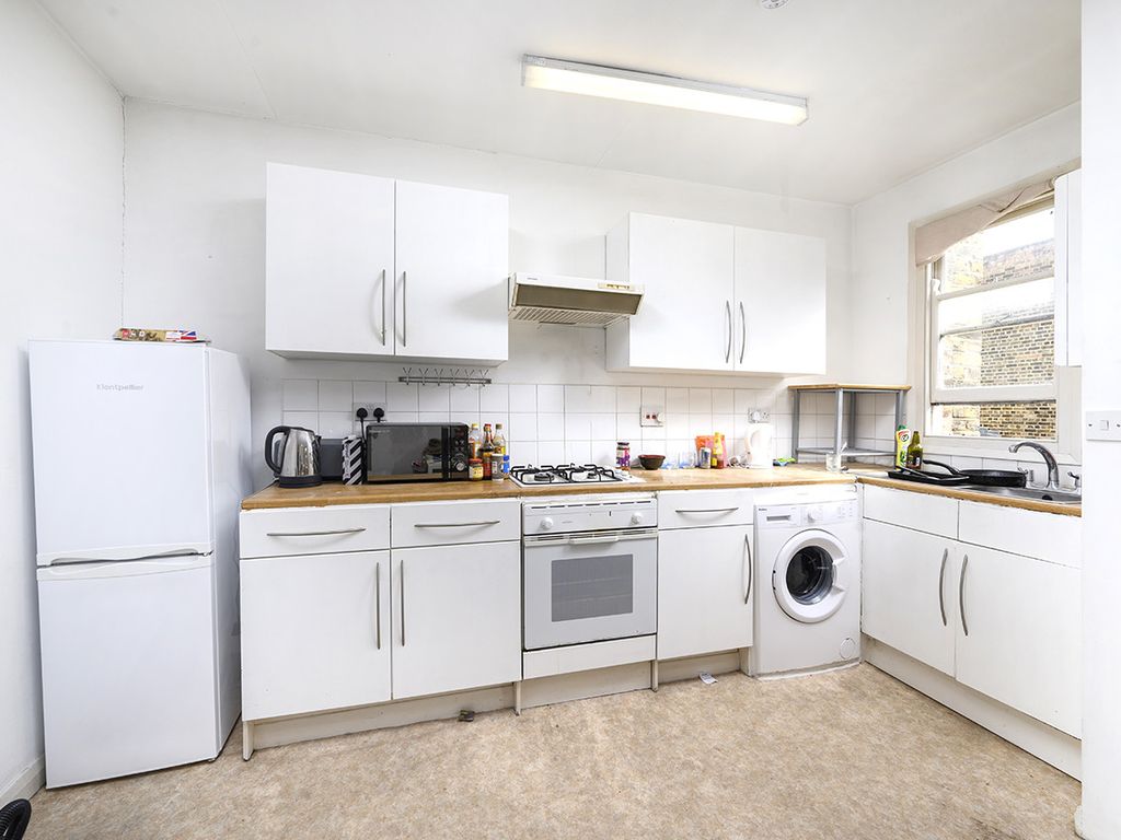1 bed flat to rent in Caledonian Road, Islington N1, £1,647 pcm