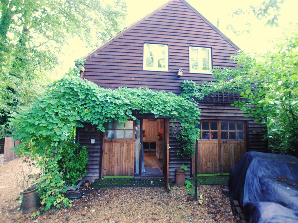 Property to rent in Back Lane, Souldrop, Bedford MK44, £975 pcm
