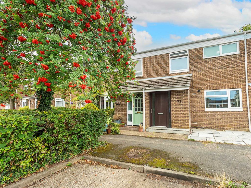 2 bed terraced house for sale in Kingsley Walk, Tring HP23, £374,950